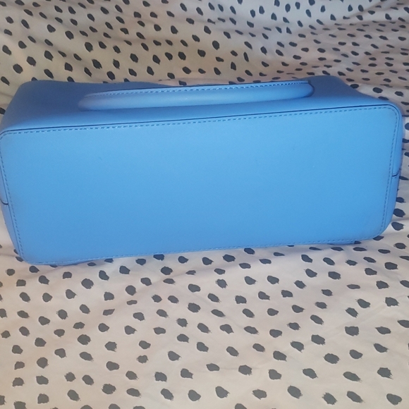 Tote - Picture 4 of 12